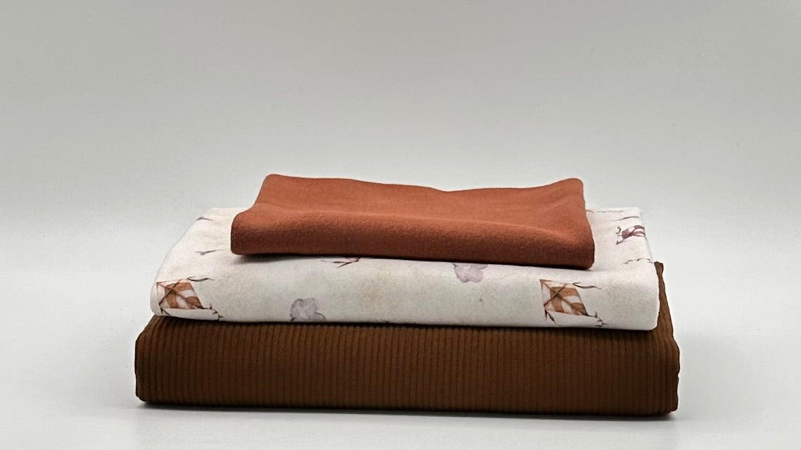 Jersey-Stoff, Meterware, Blümchen, Uni, beigeton, braun, Natur, passende Stoffe im shop, Jersey Baumwolle, Drachen, 0,5 Meter Schritte