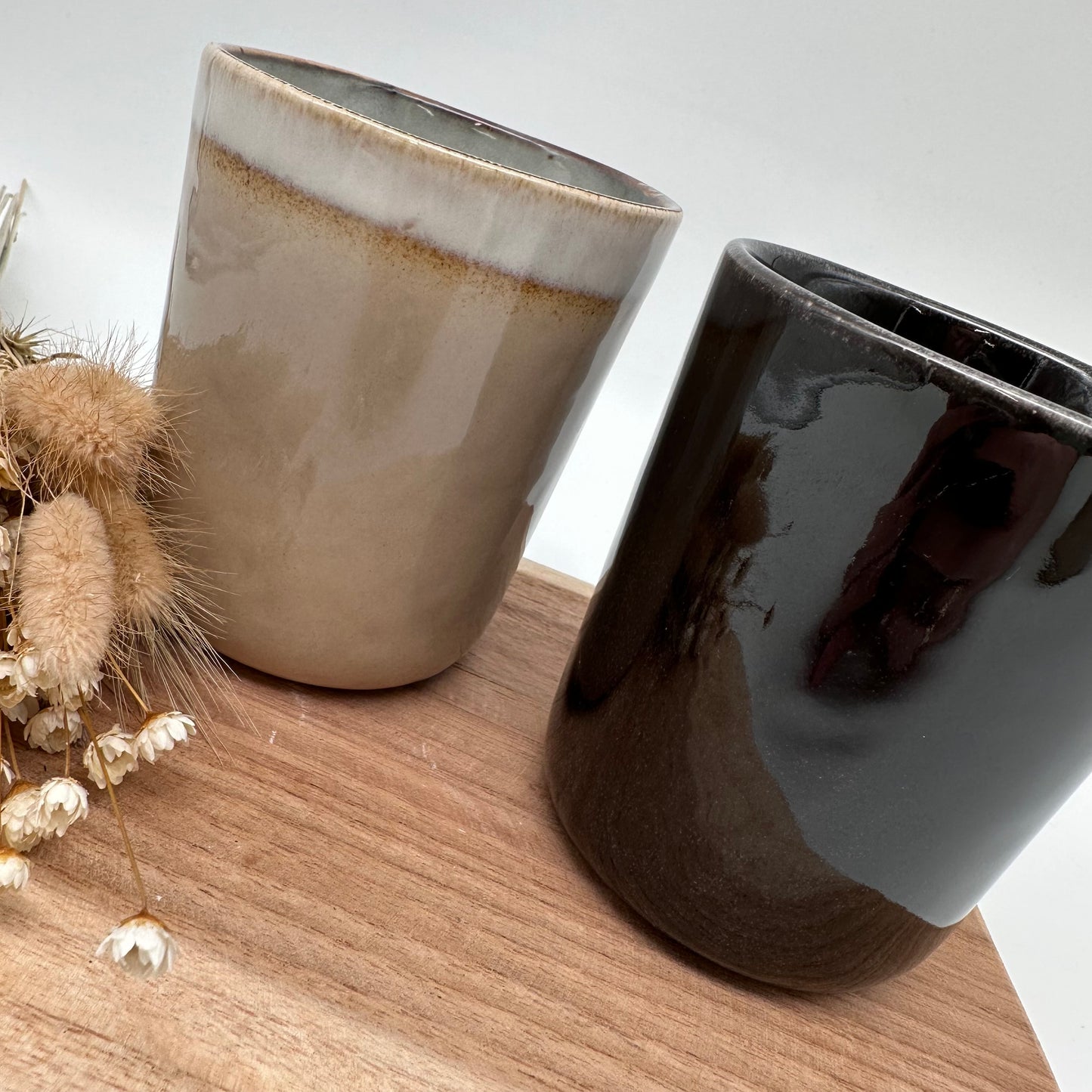 Becher Set (2 Stück ) Handgefertigt und lasiert, beige oder grau, Handarbeit, lasiert