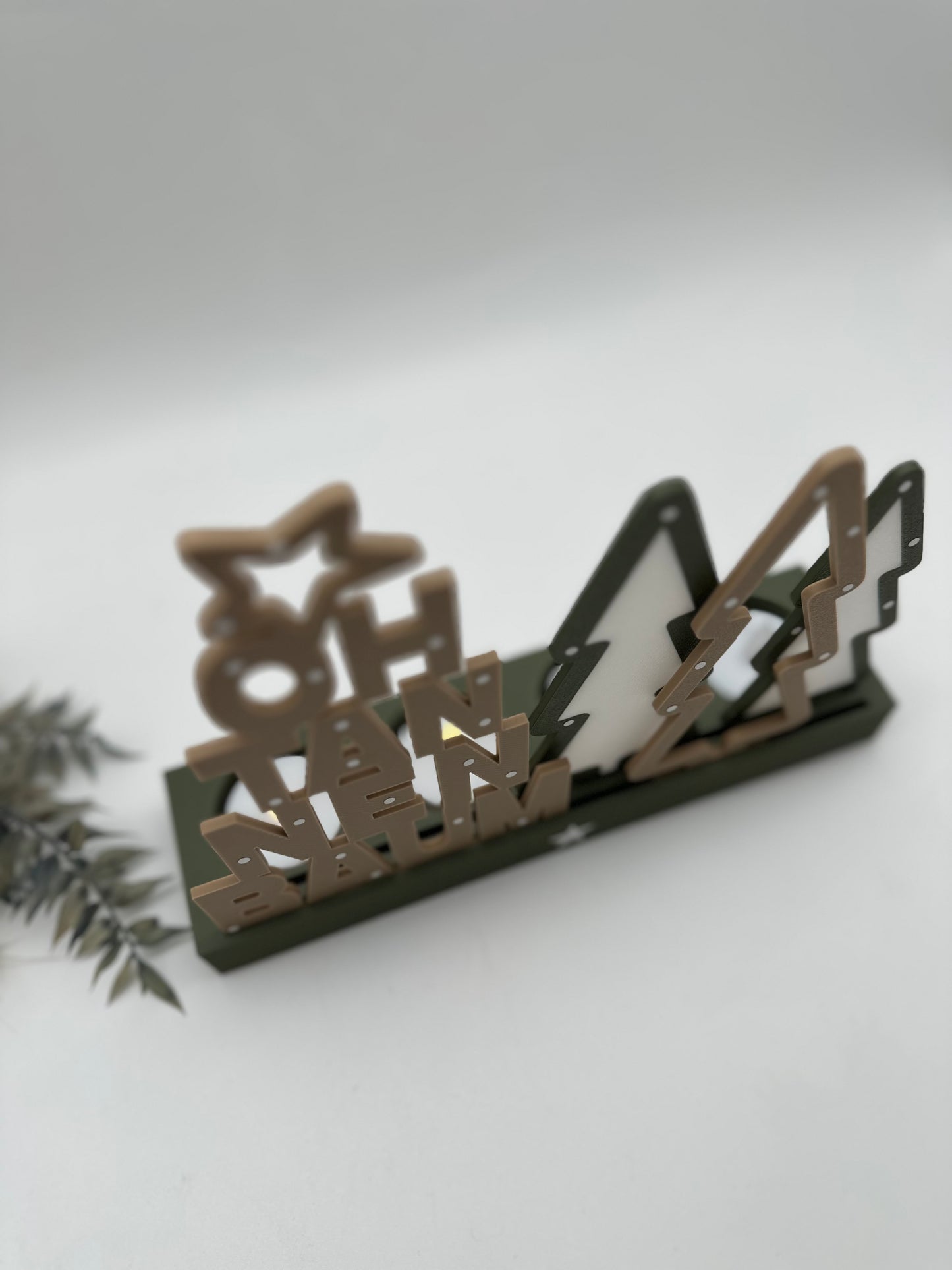 Weihnachtsdeko „Oh Tannenbaum“ – Moderne 3D-Holzoptik mit LED-Effekt | Skandinavischer Stil