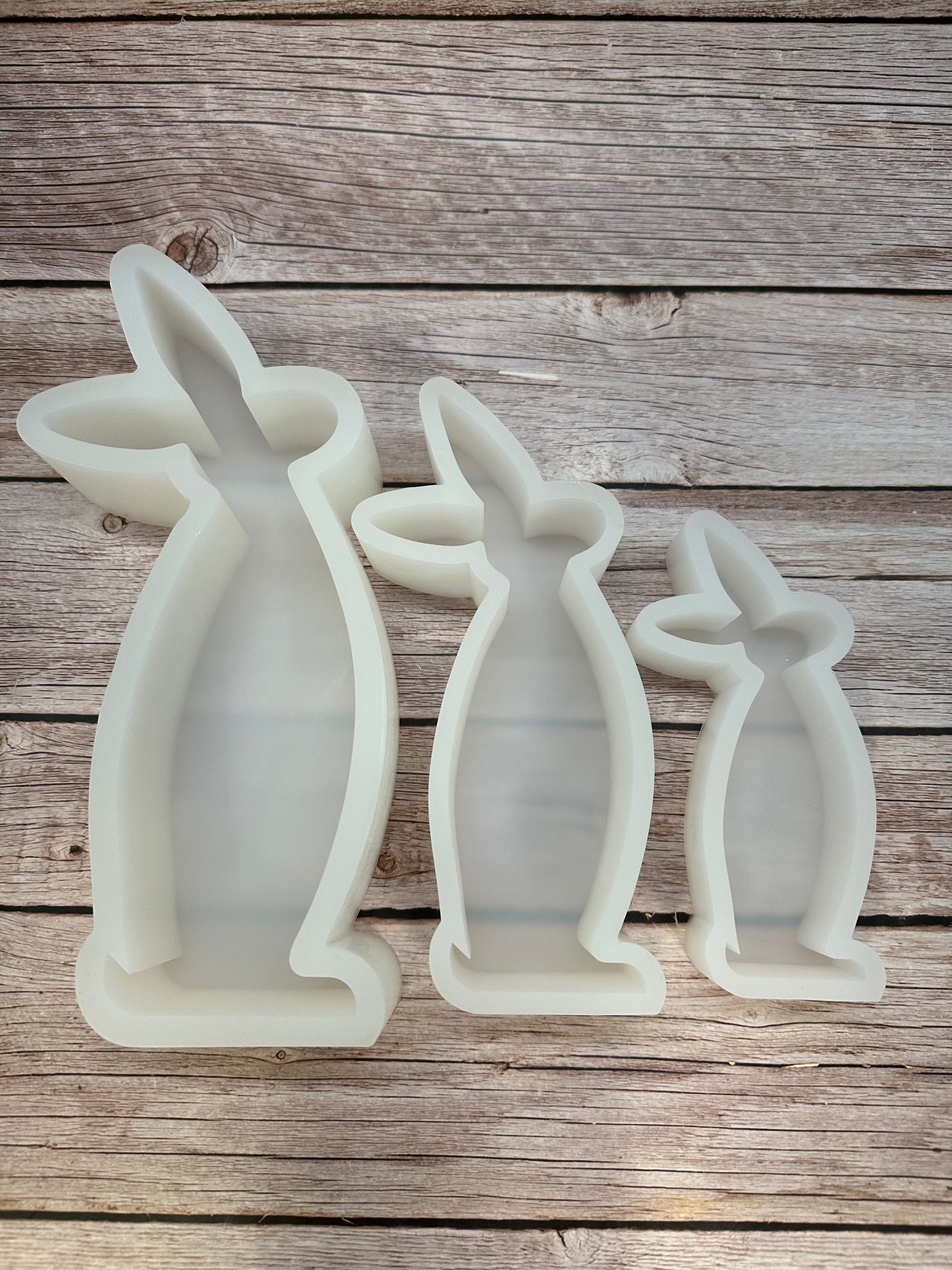 Silikonform Hase, 3 Größen möglich, gradlinig, ganzes Jahr, Frühling, Ostern, Raysin, Beton, Gießform